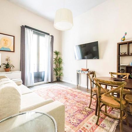 Cozy Apartment Plaza Mayor Madri Exterior foto