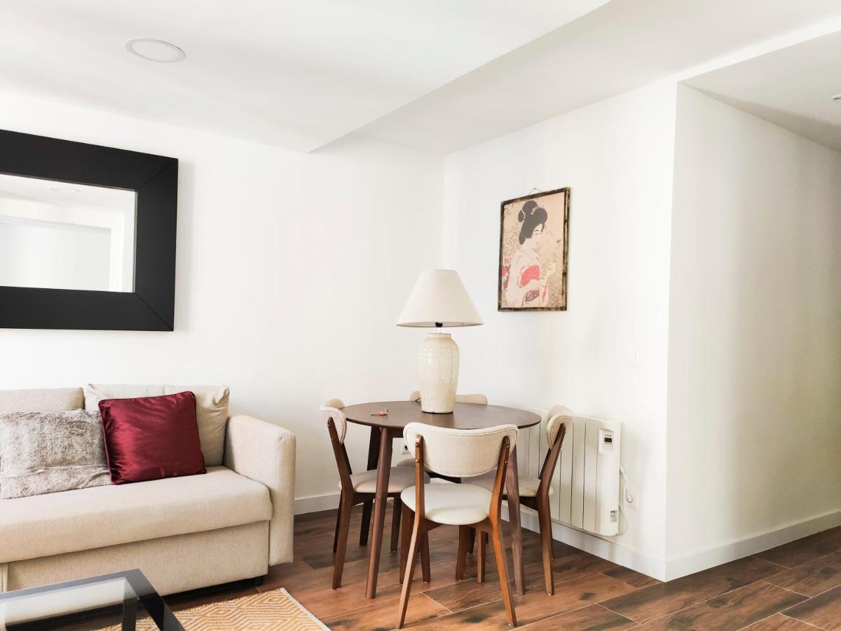 Cozy Apartment Plaza Mayor Madri Exterior foto