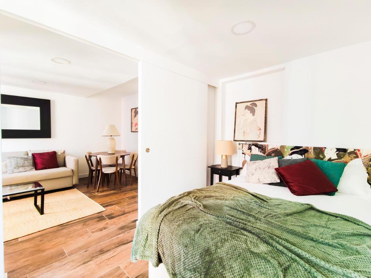 Cozy Apartment Plaza Mayor Madri Exterior foto