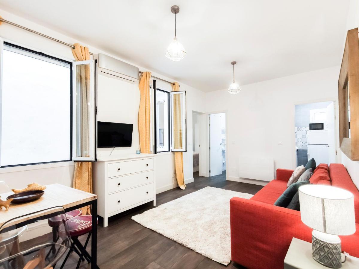 Cozy Apartment Plaza Mayor Madri Exterior foto
