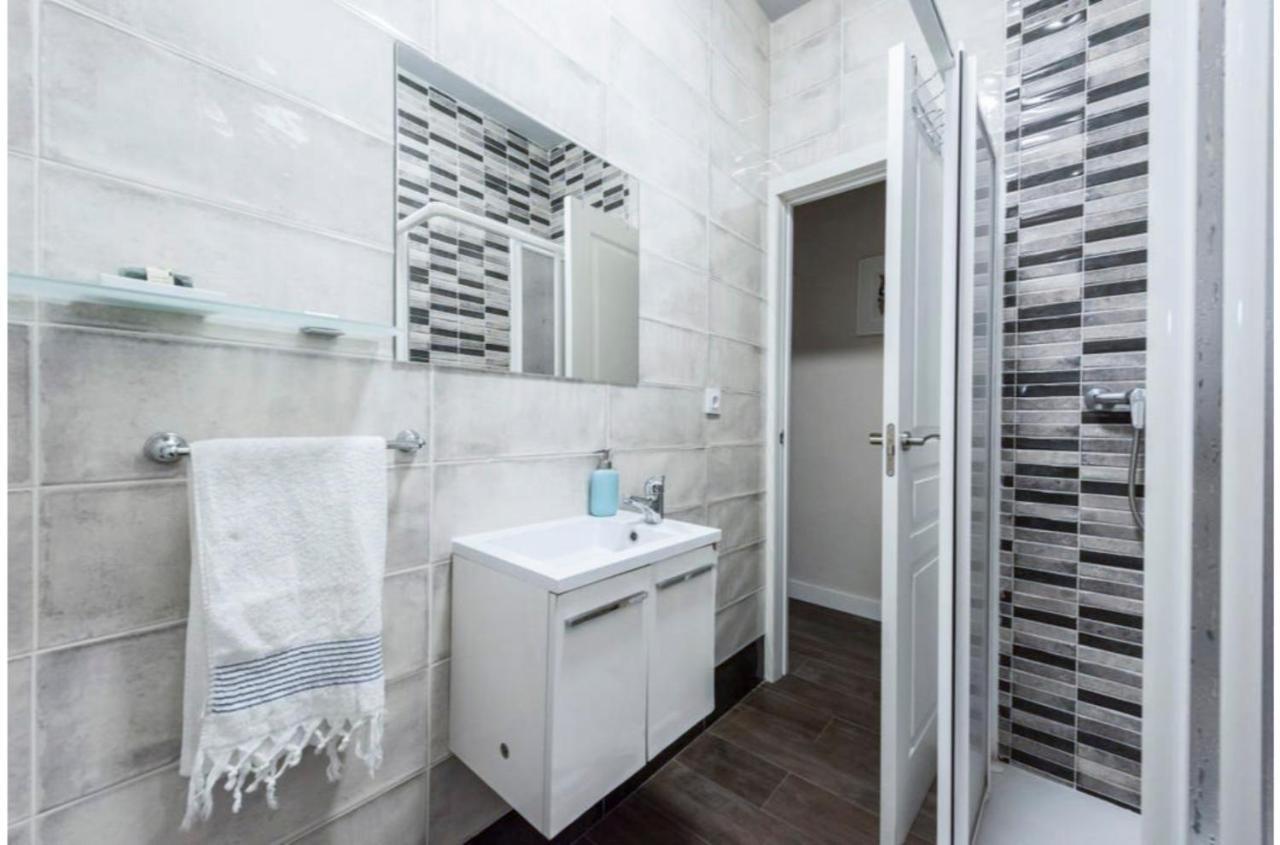 Cozy Apartment Plaza Mayor Madri Exterior foto