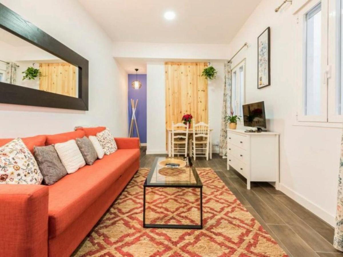 Cozy Apartment Plaza Mayor Madri Exterior foto